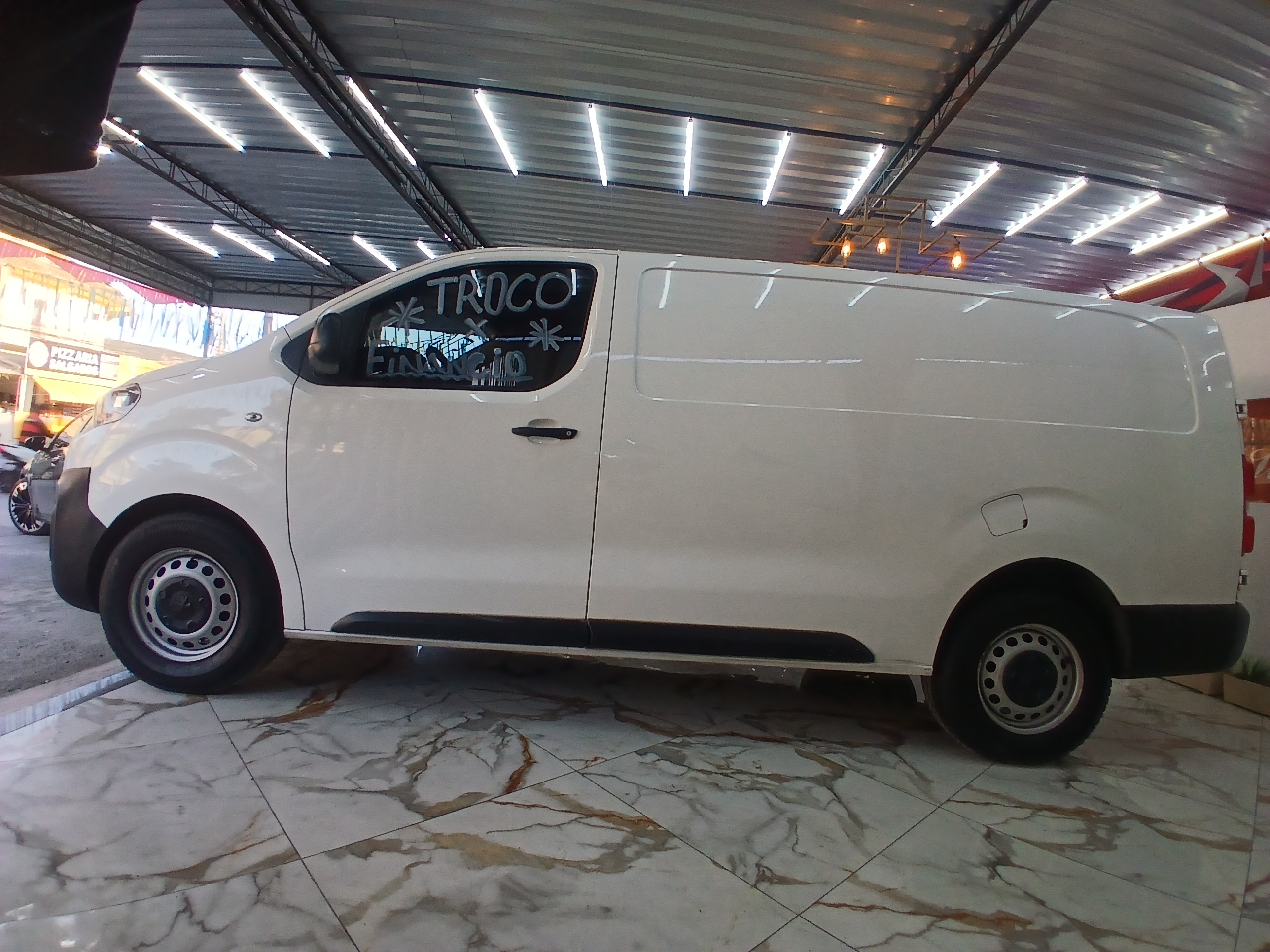 Miniatura 9